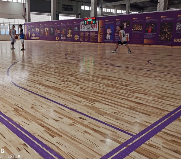 上海体育木地板价格